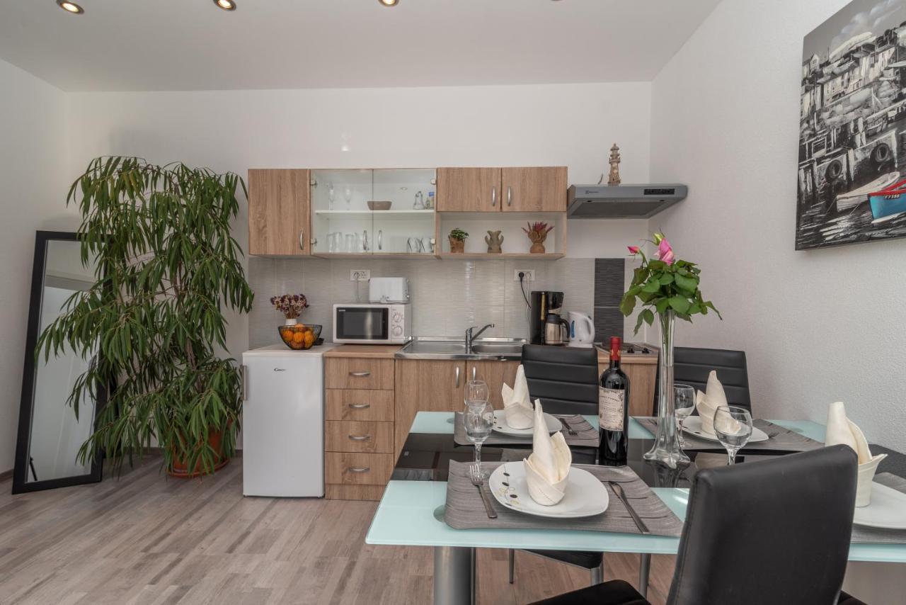 Apartments Bruna Τρογκίρ Εξωτερικό φωτογραφία