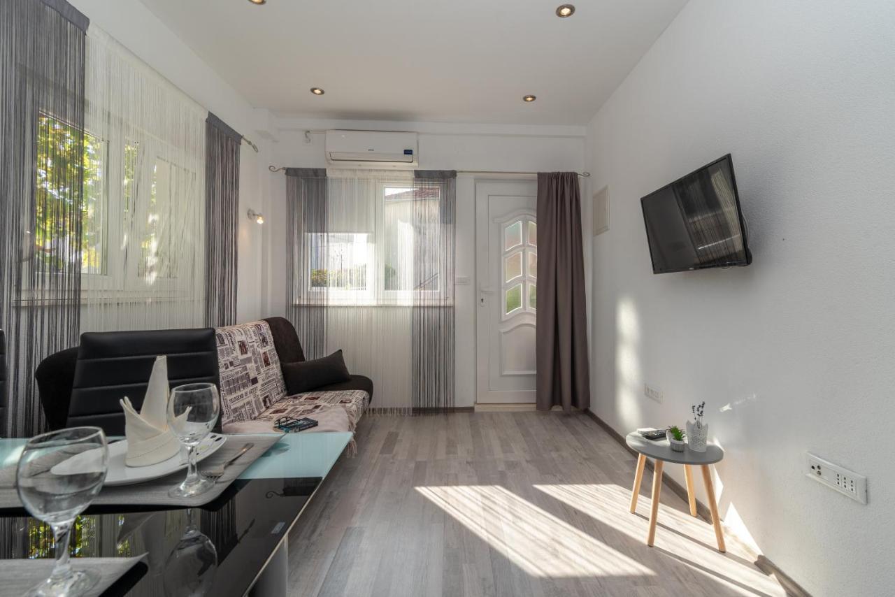 Apartments Bruna Τρογκίρ Εξωτερικό φωτογραφία