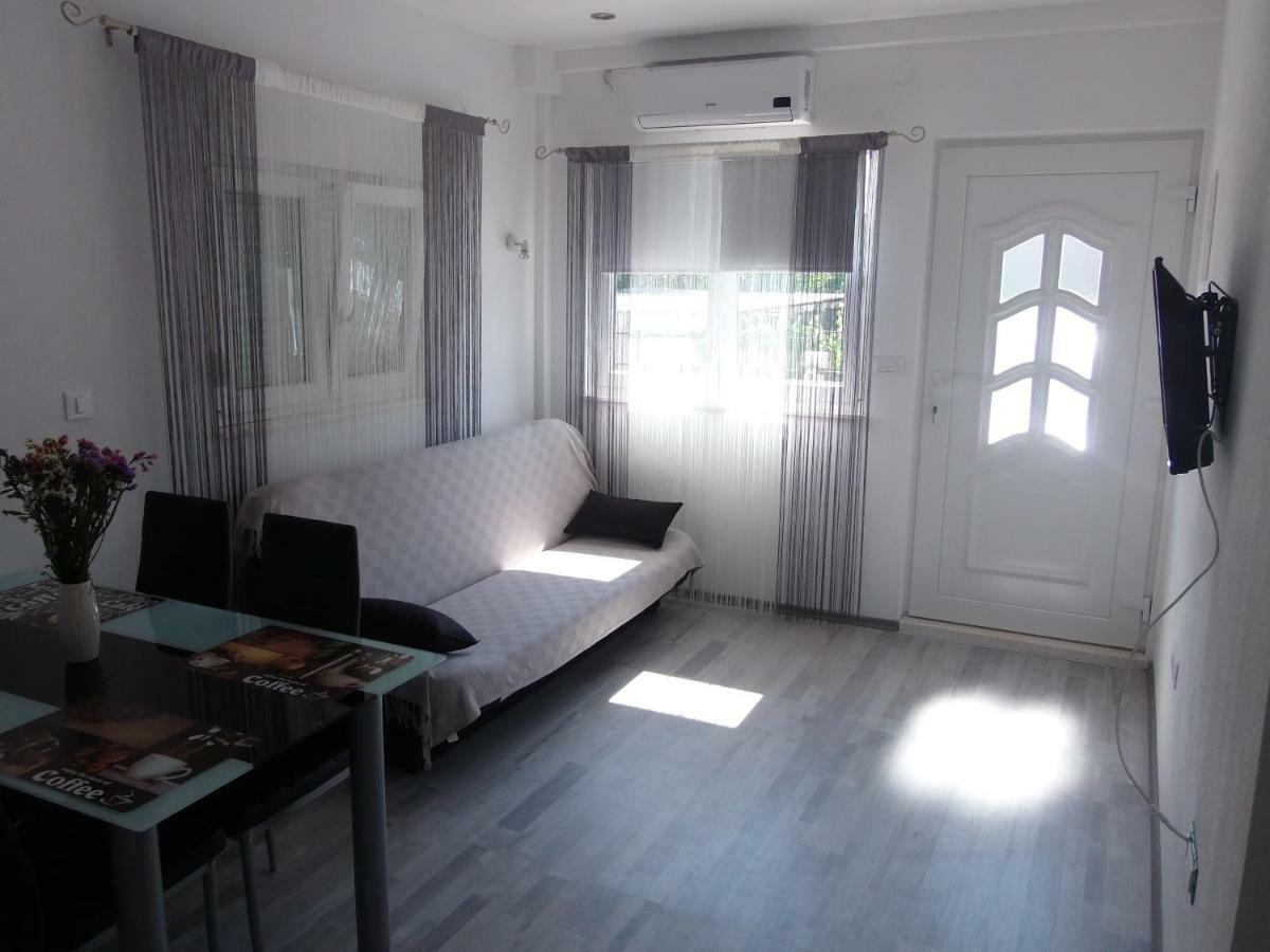 Apartments Bruna Τρογκίρ Εξωτερικό φωτογραφία