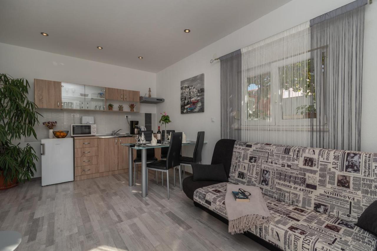 Apartments Bruna Τρογκίρ Εξωτερικό φωτογραφία